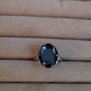 Fragrant Jewels Silver Ring with Midnight Gem